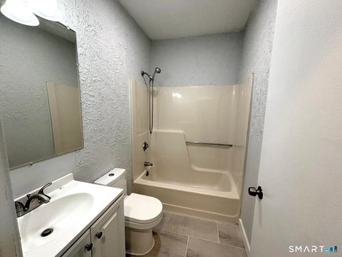 Tiny photo for 39 Elliott Street E #B, Hartford, CT 06114 (MLS # 24209193)