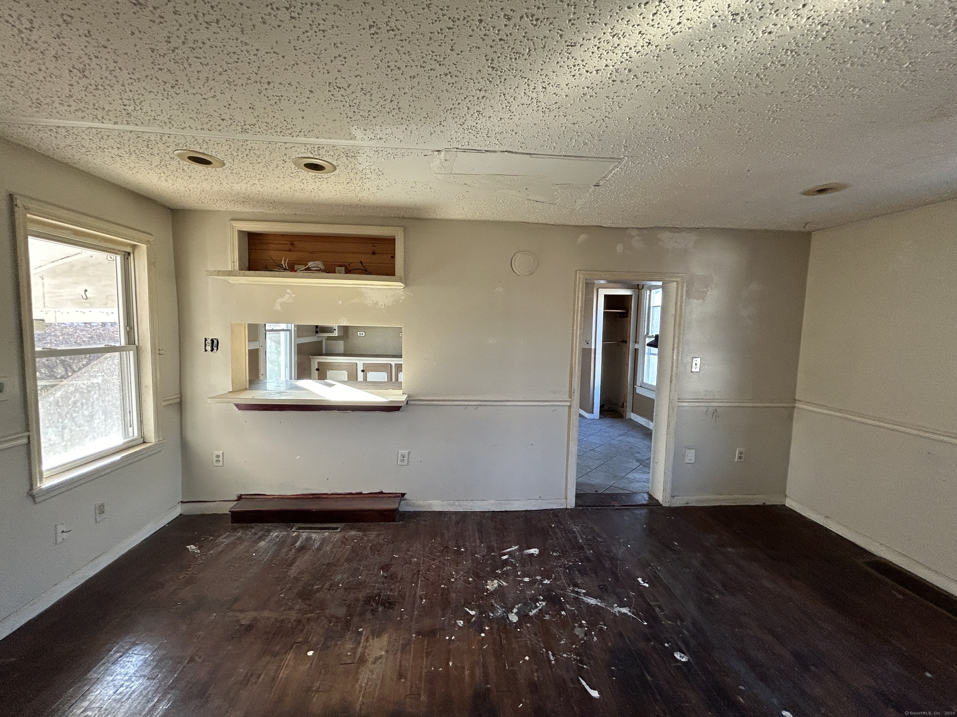 81 Governor Street, East Hartford, Connecticut image 5