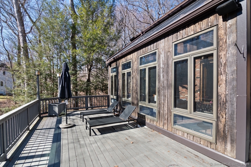 146 Blackberry Drive, Stamford, Connecticut image 37