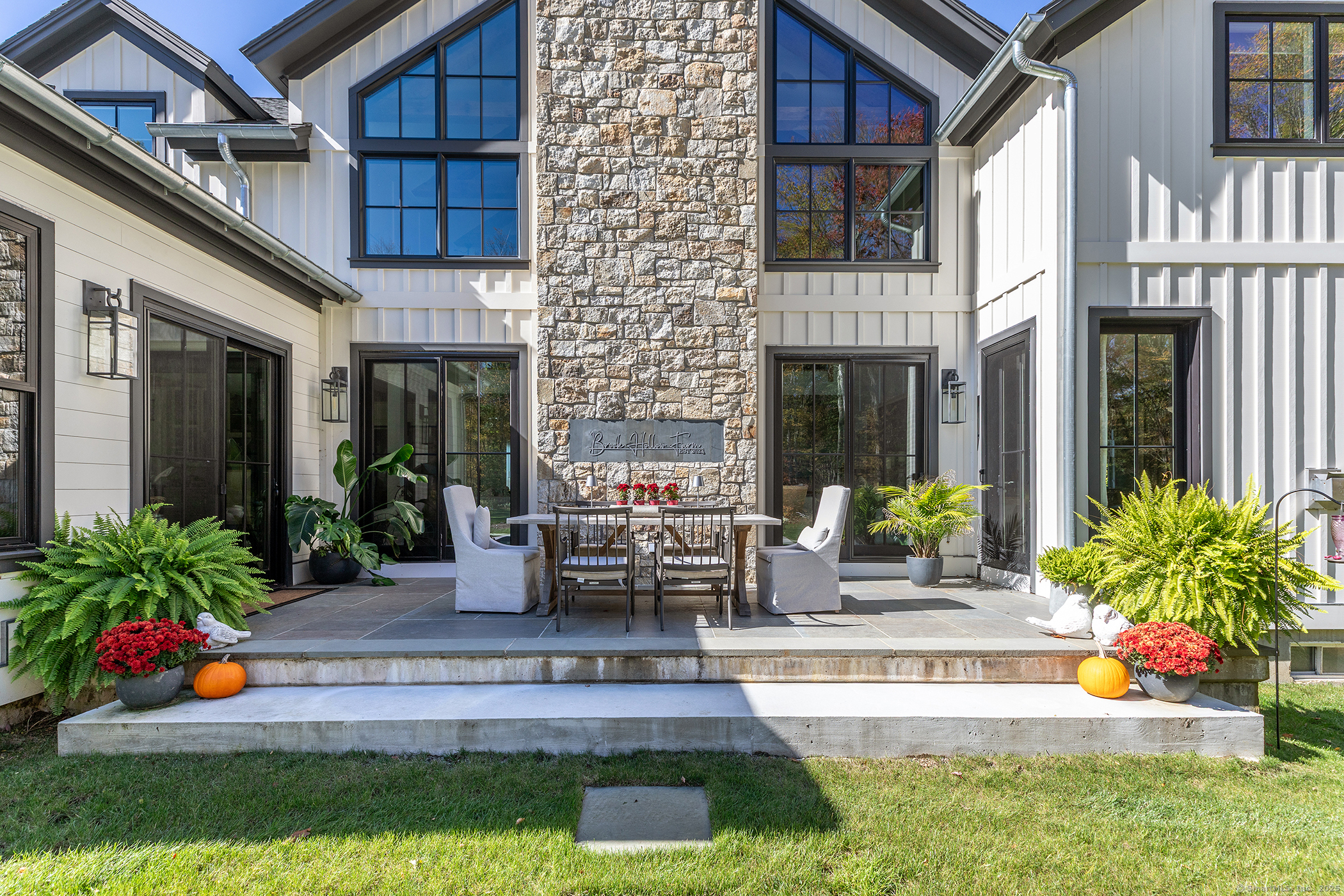 9 Steeple Chase Road