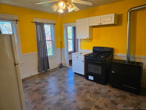 Tiny photo for 67 Fox Street #3rd Floor, Waterbury, CT 06708 (MLS # 24138250)