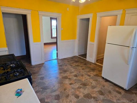 Tiny photo for 67 Fox Street #3rd Floor, Waterbury, CT 06708 (MLS # 24138250)