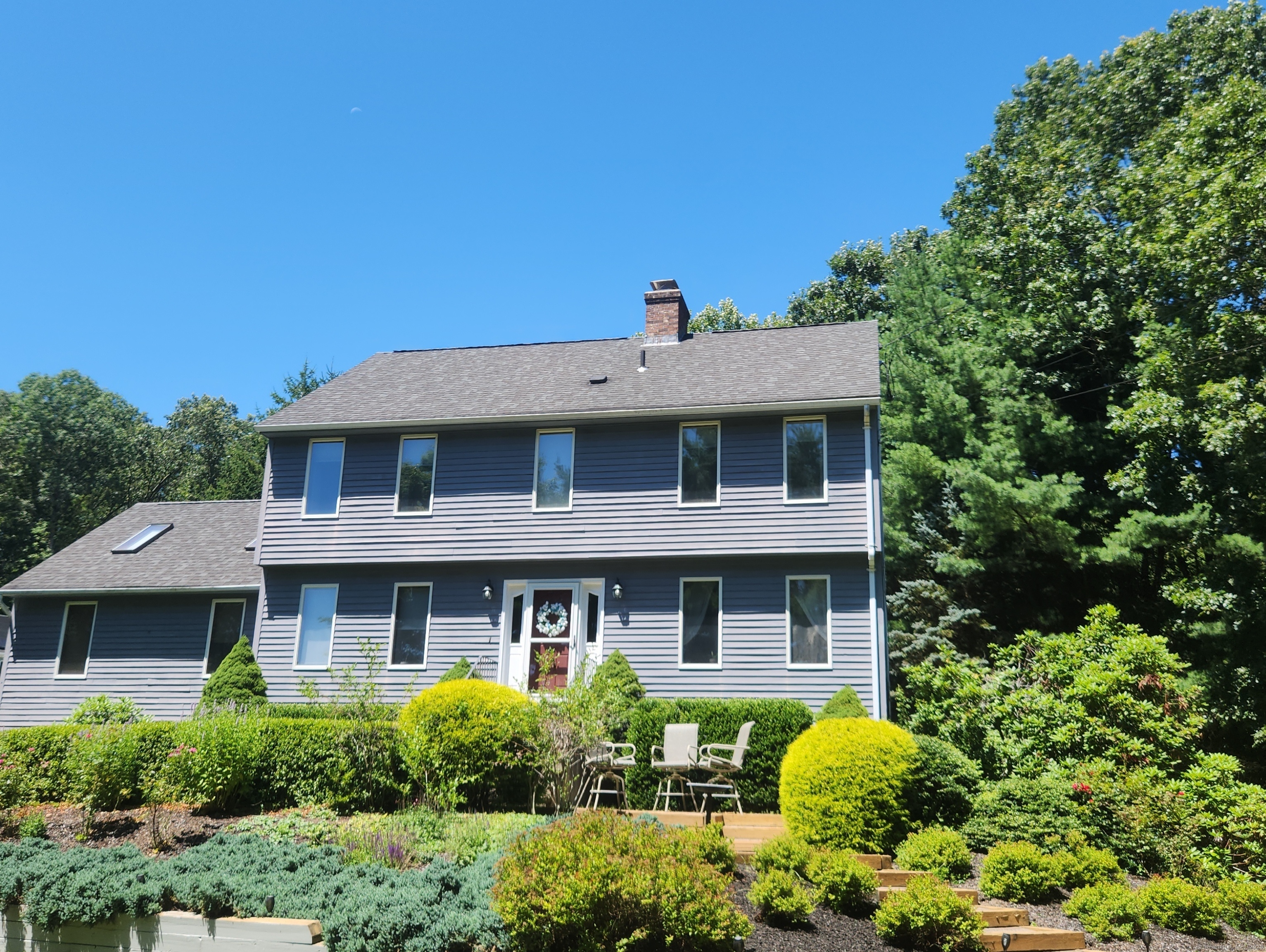 517 West Avon Road