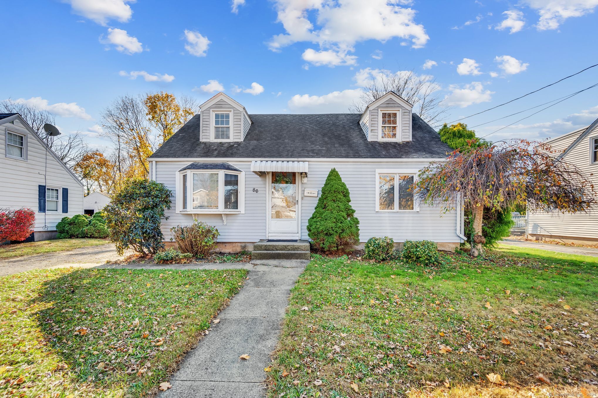 Property for Sale at 86 Hotchkiss Road Extension, East Haven, Connecticut - Bedrooms: 4 
Bathrooms: 2 
Rooms: 8  - $339,900