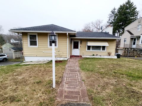 186 Greenwood Street Watertown CT 06795