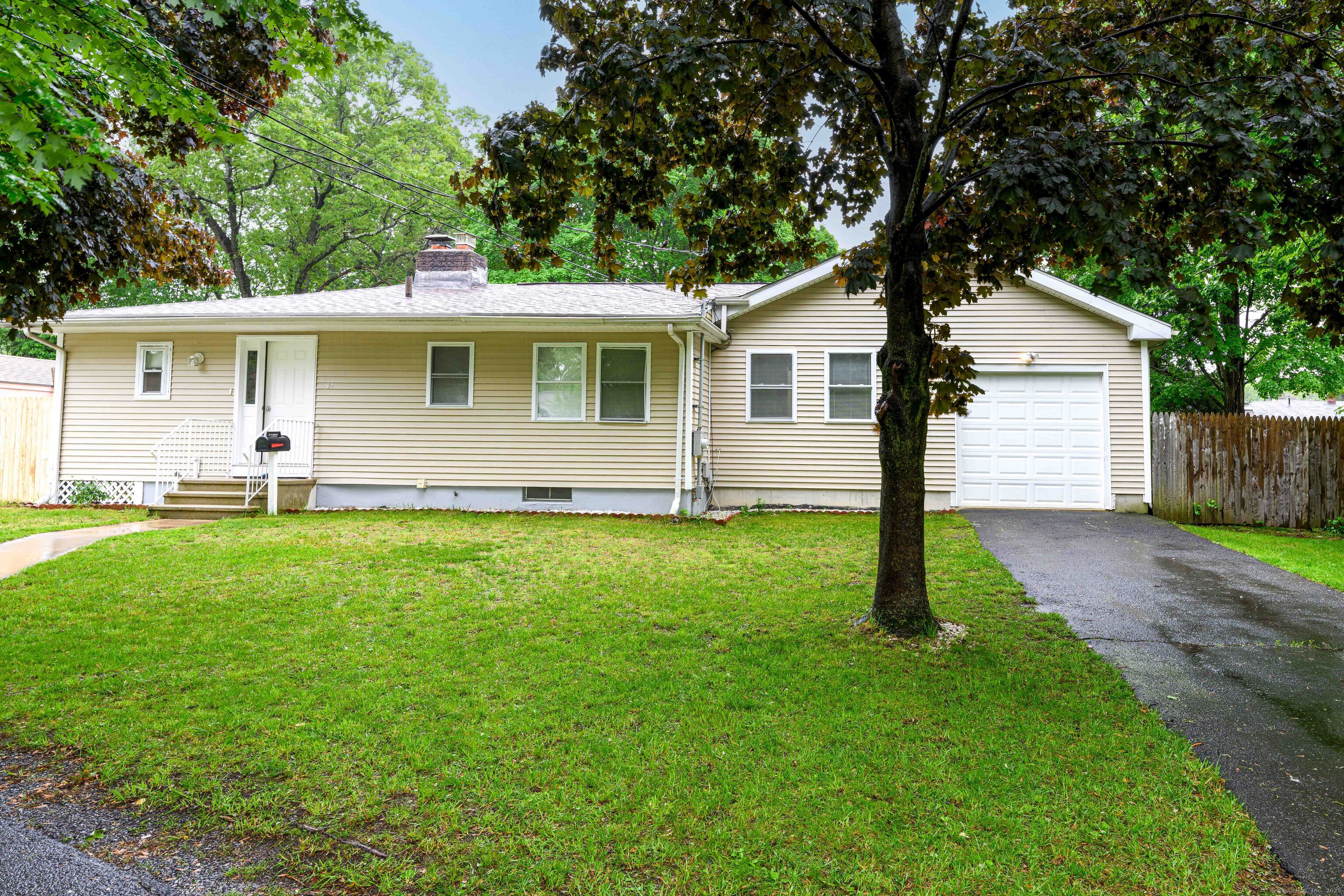 92 Blakeslee Avenue, North Haven, Connecticut image 1