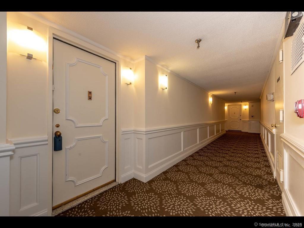 143 Hoyt Street 7L