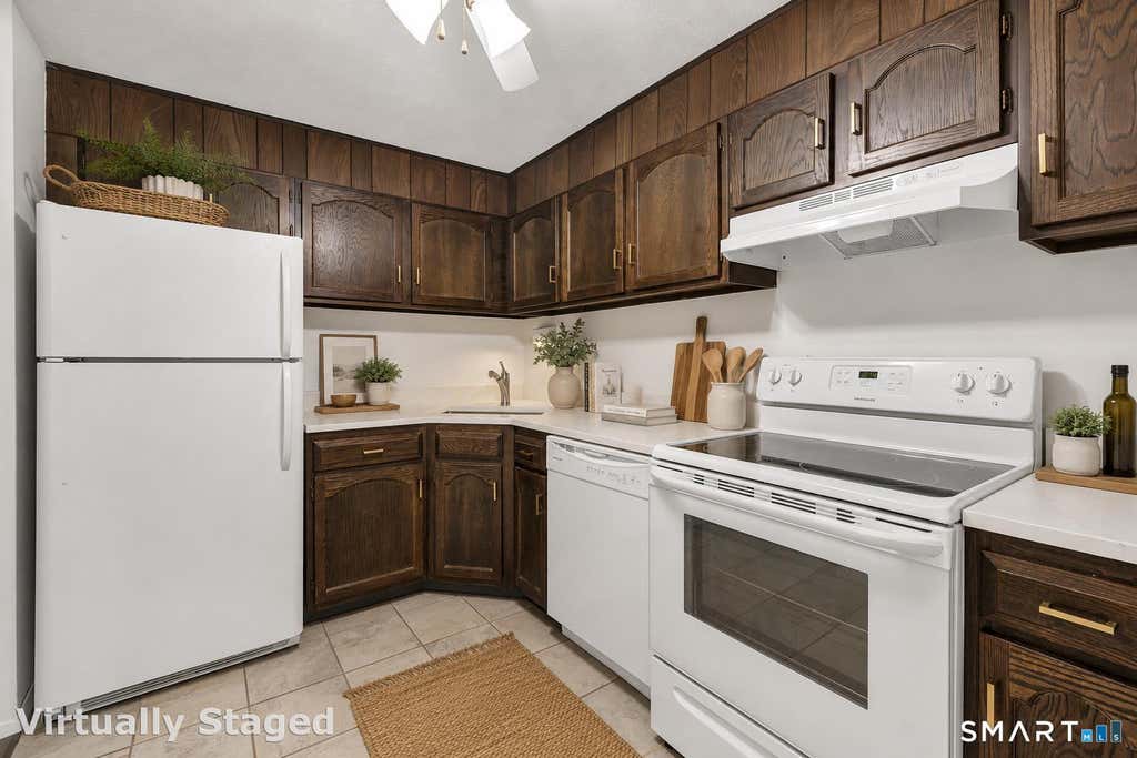 Photo of 166 Towne House Road #166, Hamden, CT 06514 (MLS # 24169060)