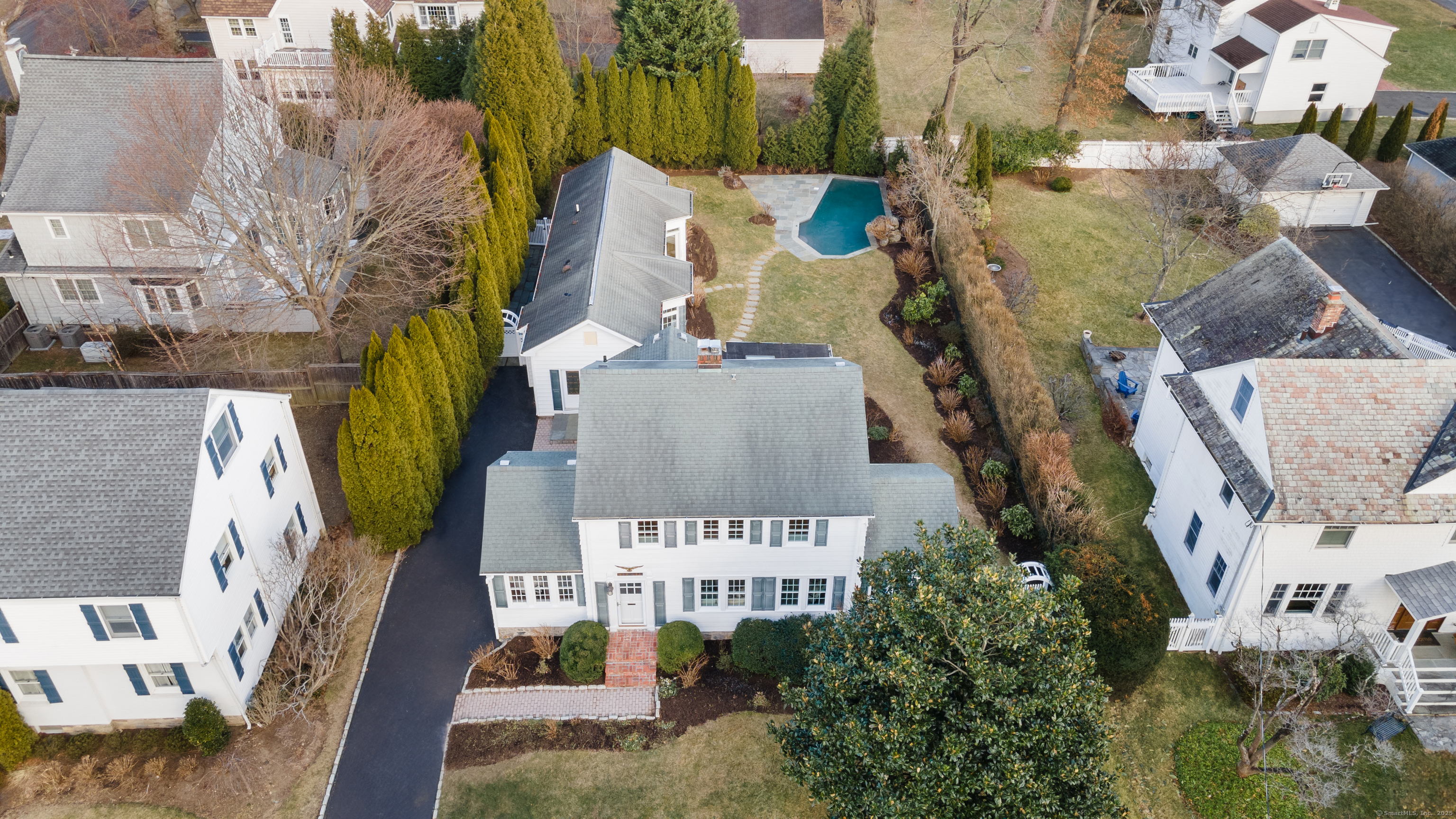 Property for Sale at Stamford Avenue, Stamford, Connecticut - Bedrooms: 4 
Bathrooms: 4 
Rooms: 10  - $1,298,000