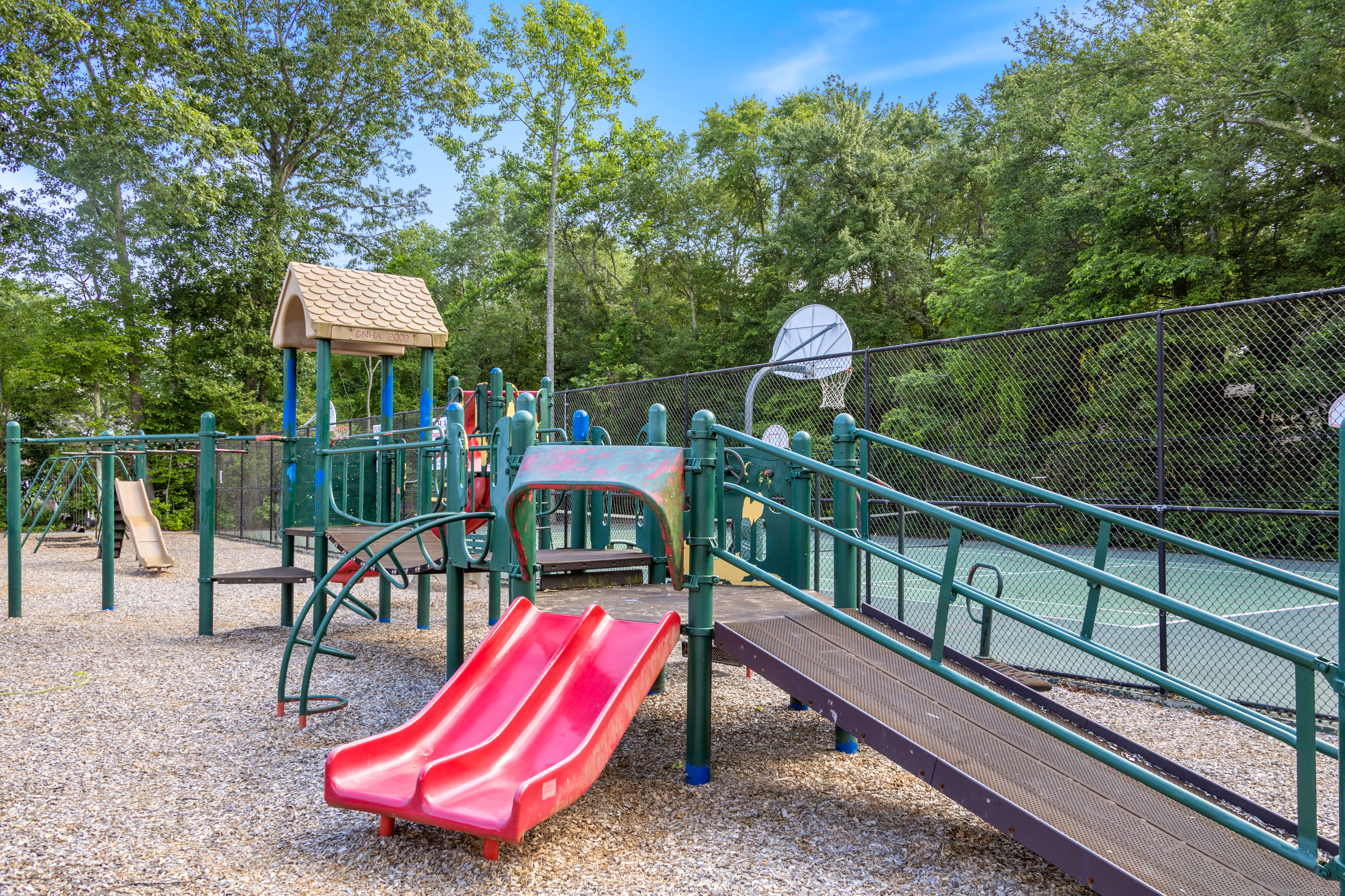 76 Oakwood Road, East Lyme, Connecticut image 38