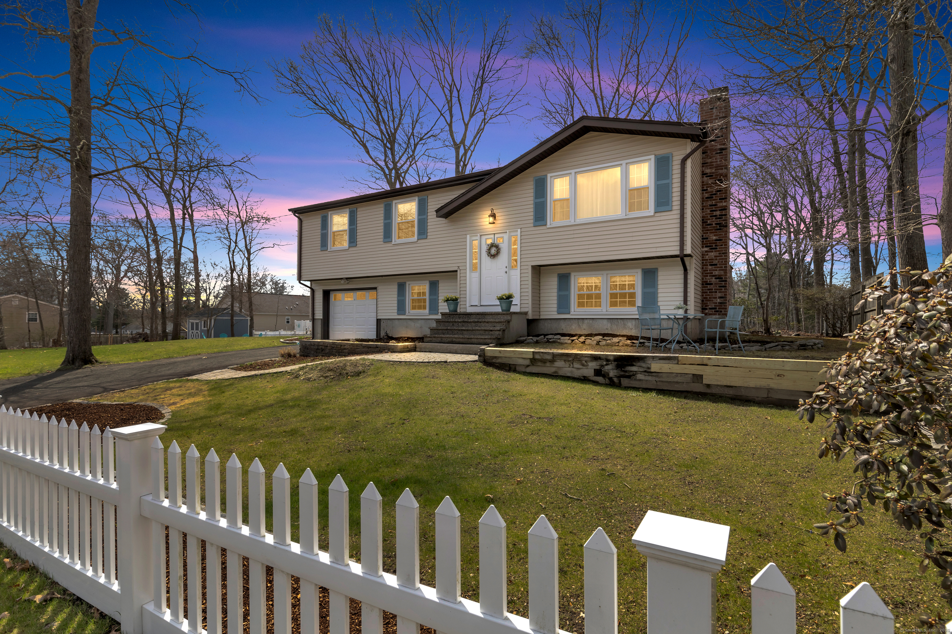 76 Oakwood Road, East Lyme, Connecticut image 1