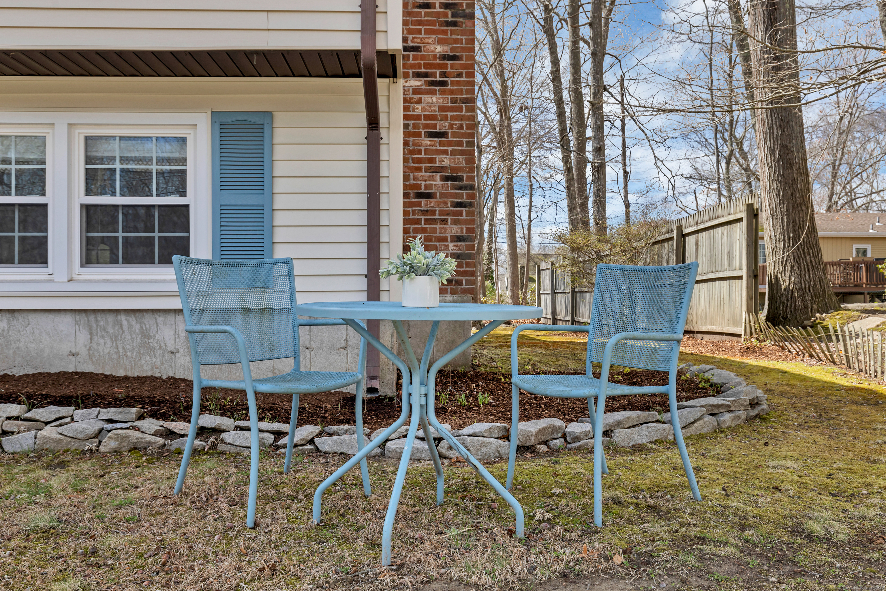 76 Oakwood Road, East Lyme, Connecticut image 5