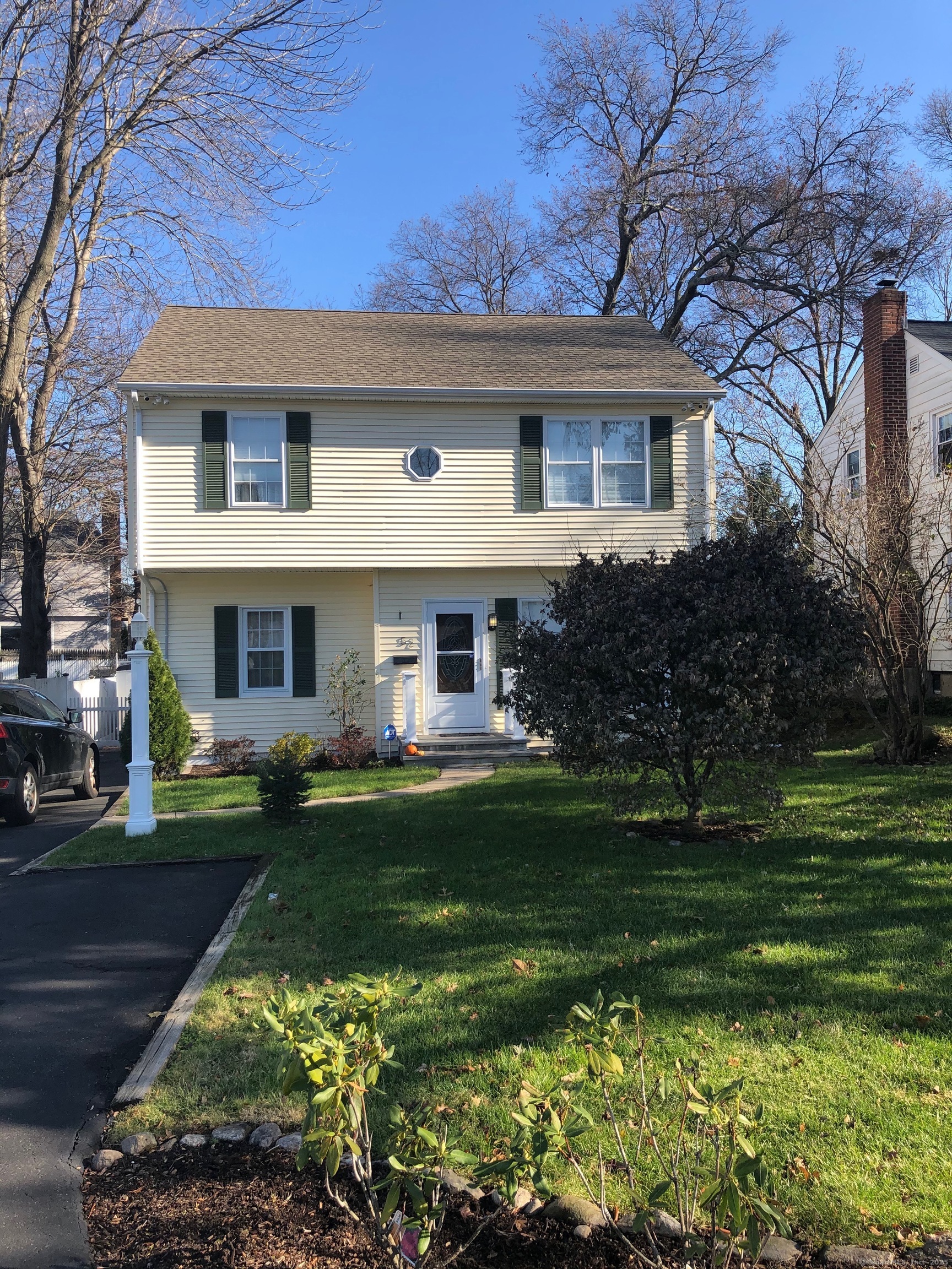 Rental Property at 52 Barbara Drive, Norwalk, Connecticut - Bedrooms: 3 
Bathrooms: 2 
Rooms: 6  - $4,500 MO.