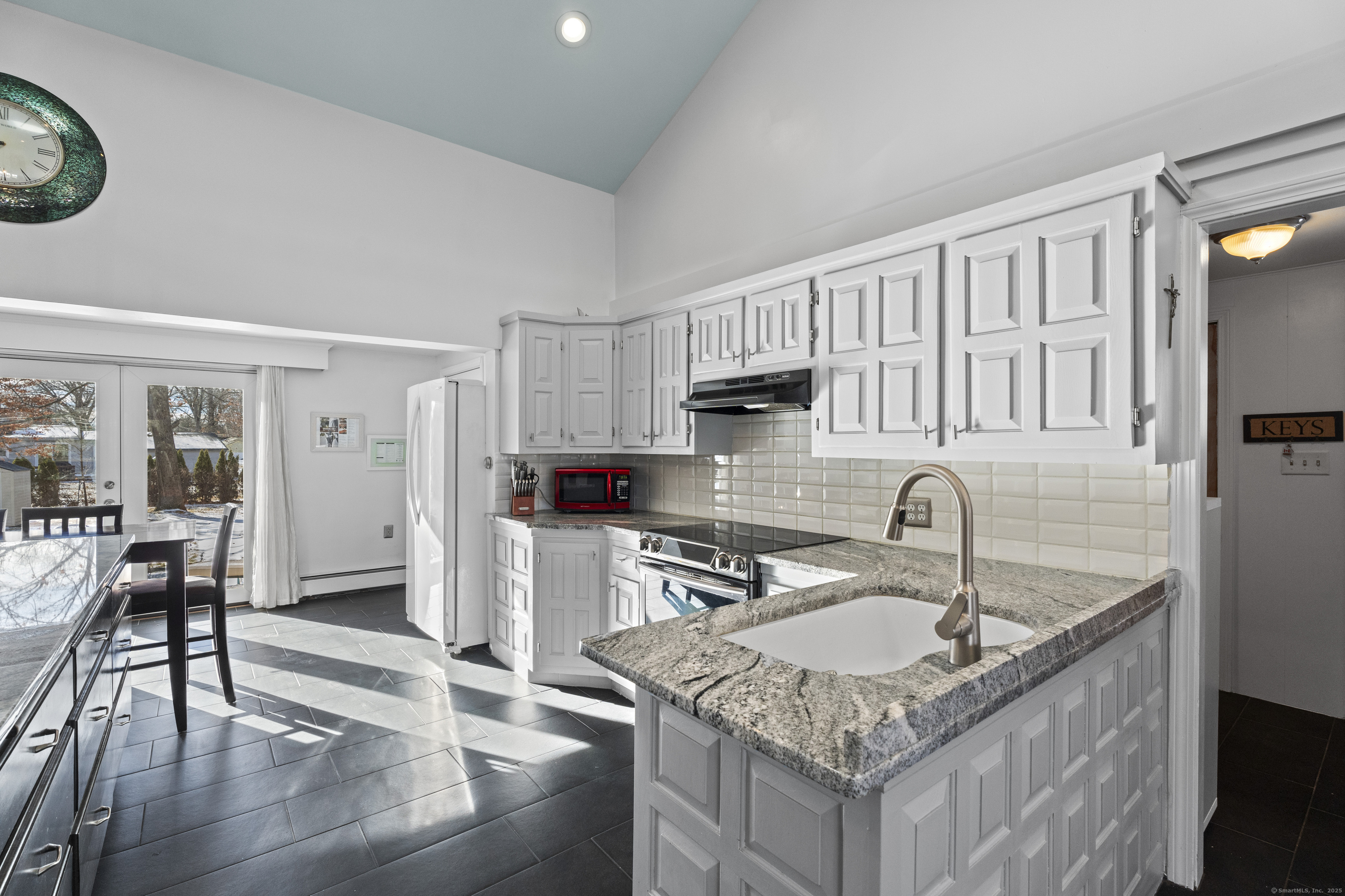 72 East Street, Southington, Connecticut image 8