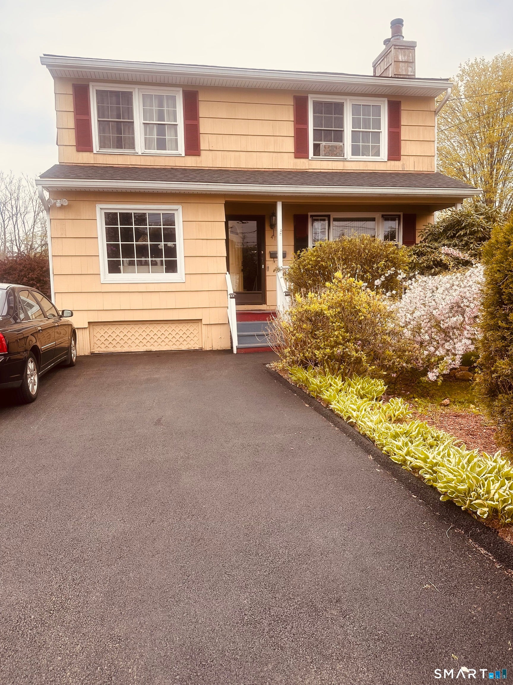 483 Reitter Street West