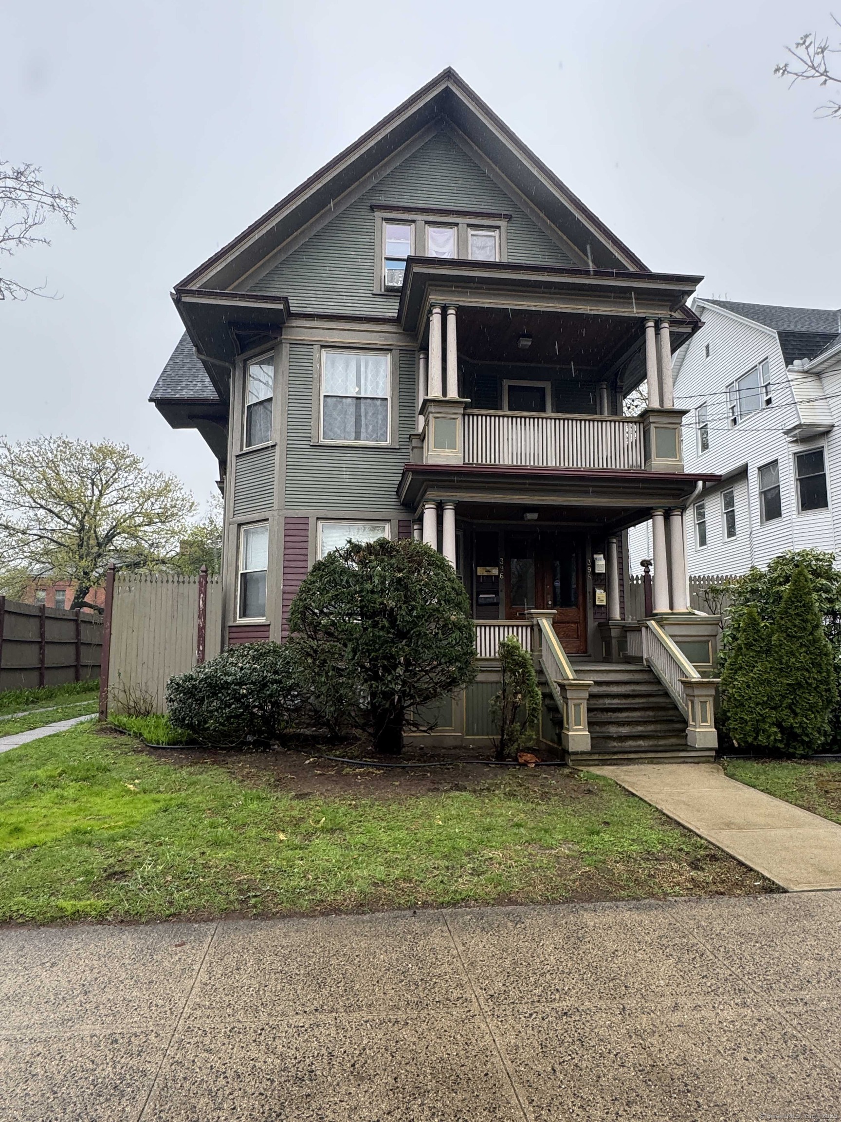 396 Whalley Avenue