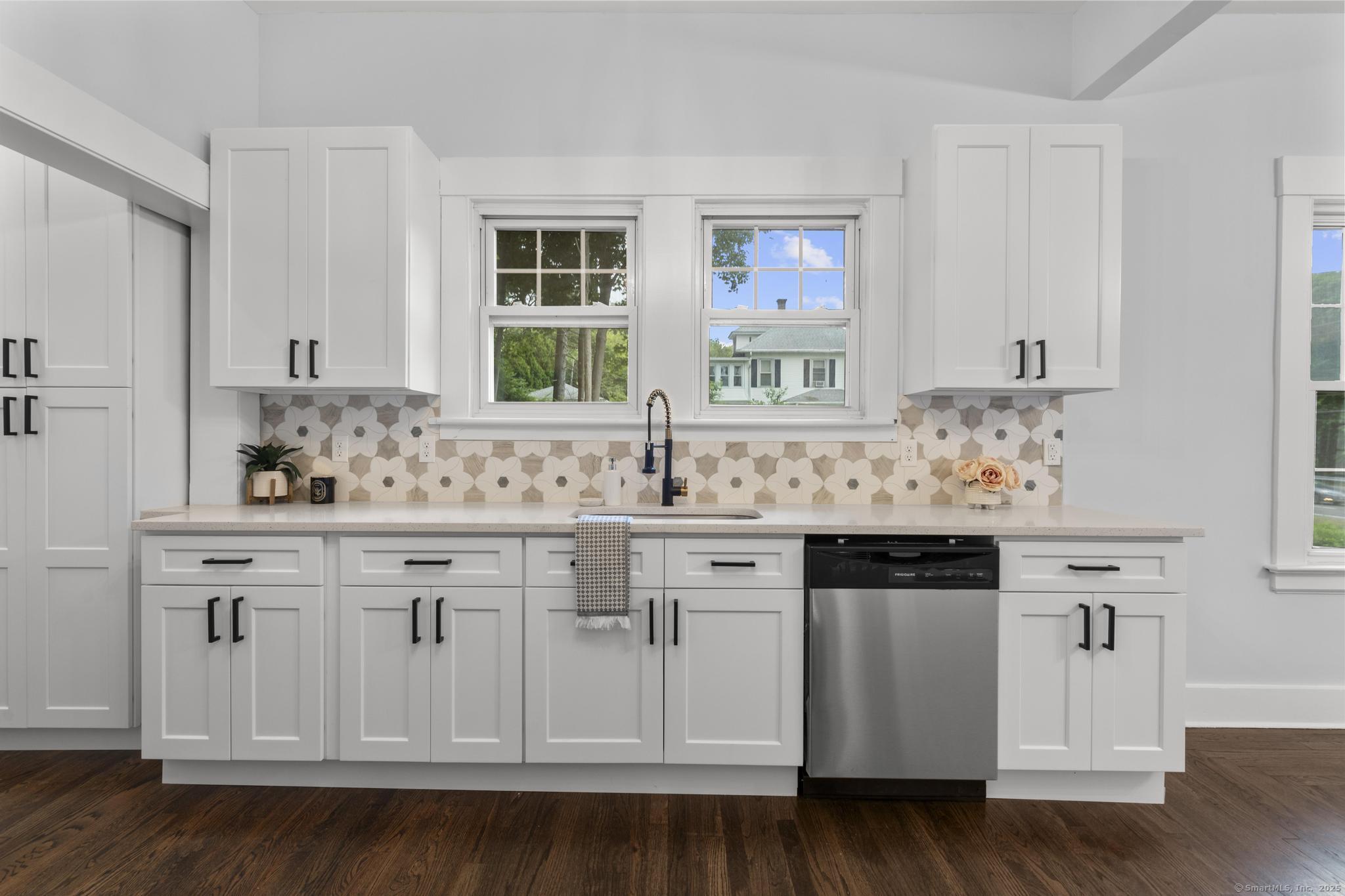 452 New Haven Avenue, Derby, Connecticut image 4