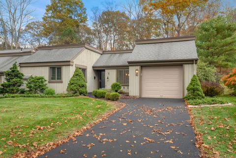 Tiny photo for 7 Heritage Crest #B, Southbury, CT 06488 (MLS # 24136069)