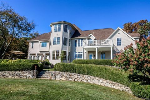 5 Lyric Lane New Milford CT 06776