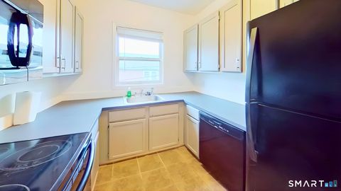 Tiny photo for 72 Chestnut Street #APT 6, Norwalk, CT 06854 (MLS # 24152915)