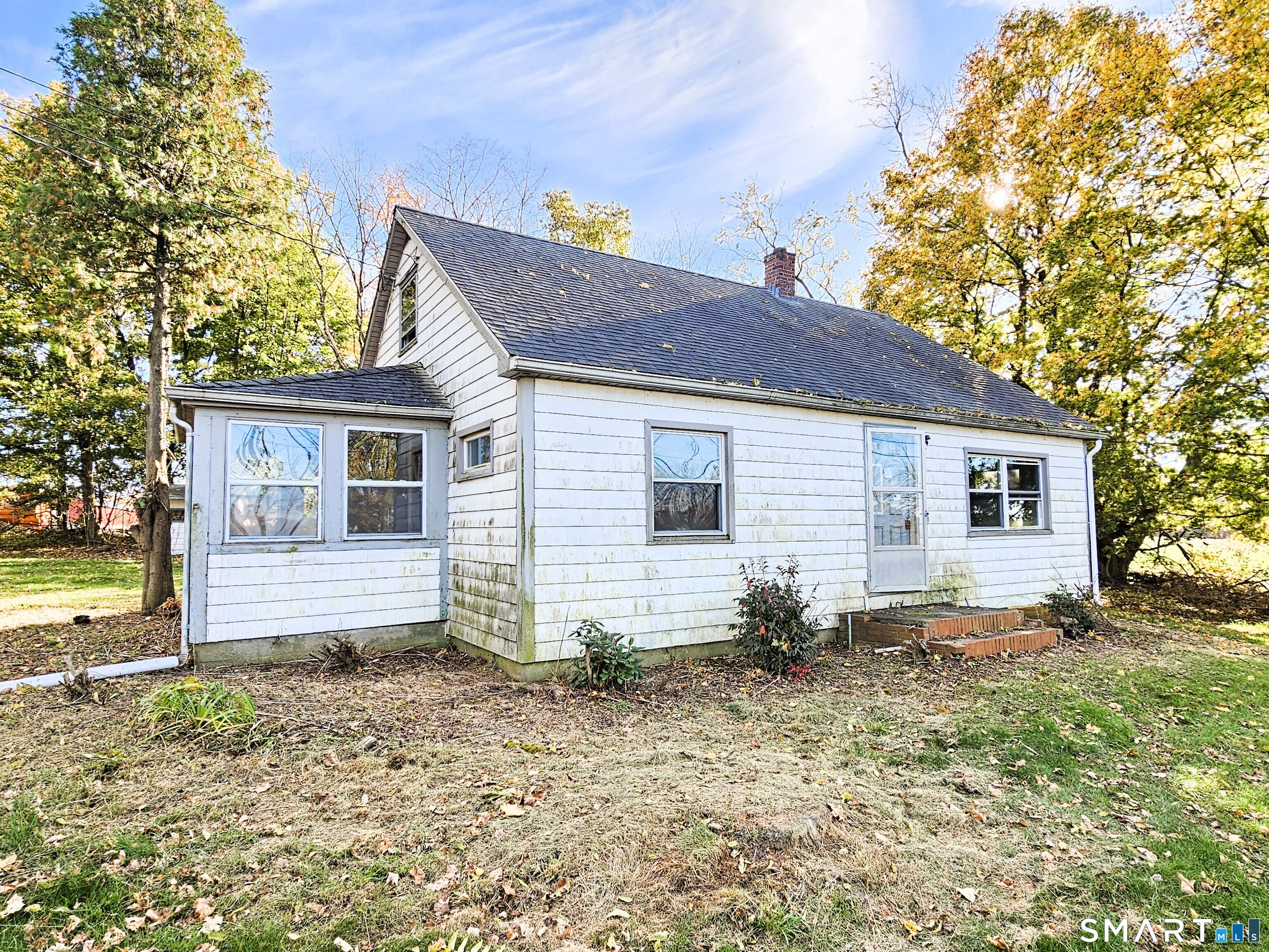 1094 Pomfret Road