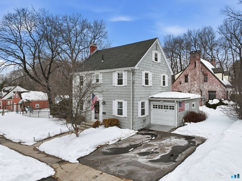 Photo of 7 Ledyard Road, New Britain, CT 06053 (MLS # 24153729)