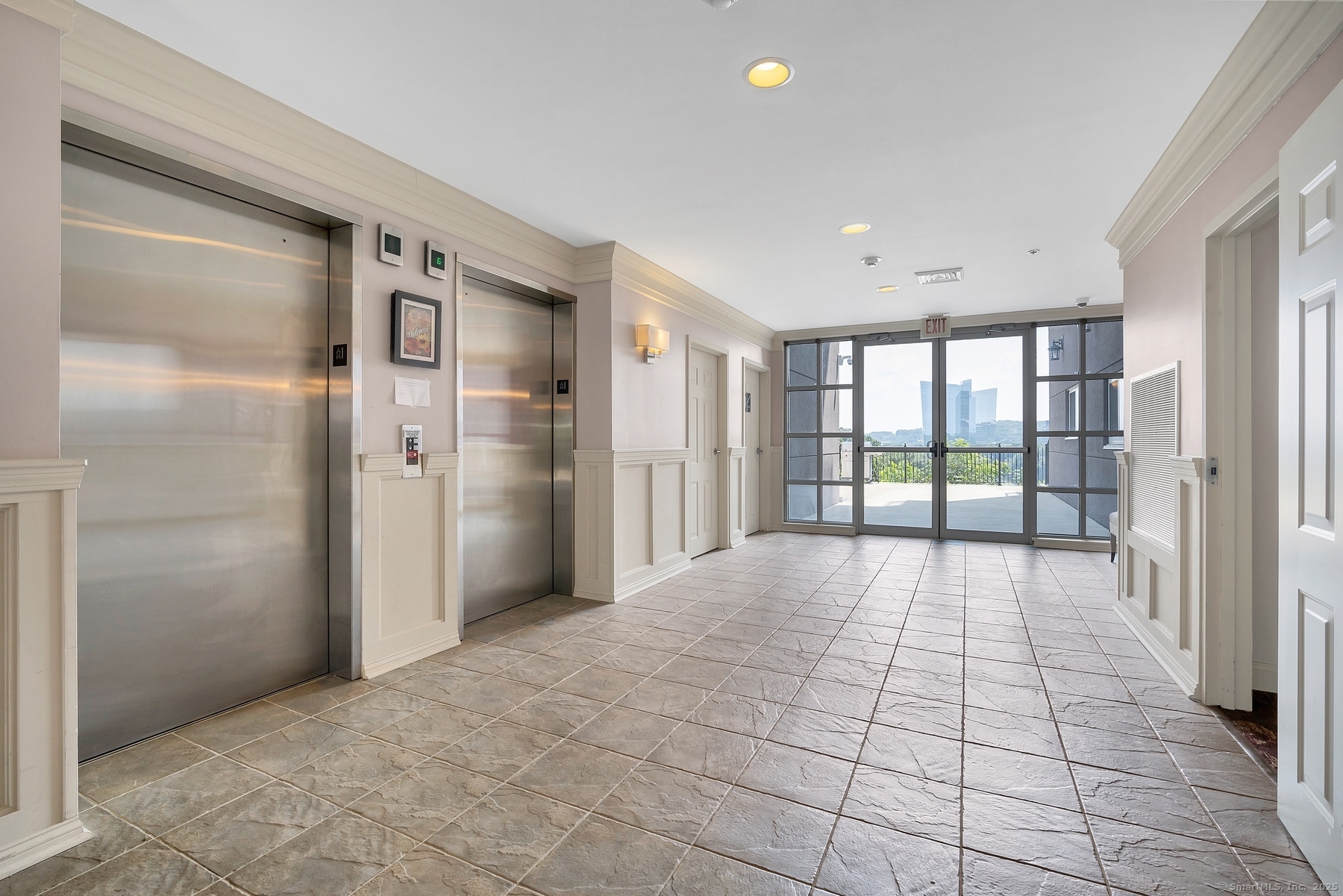 586 W Thames Street #APT 304, Norwich, Connecticut image 8