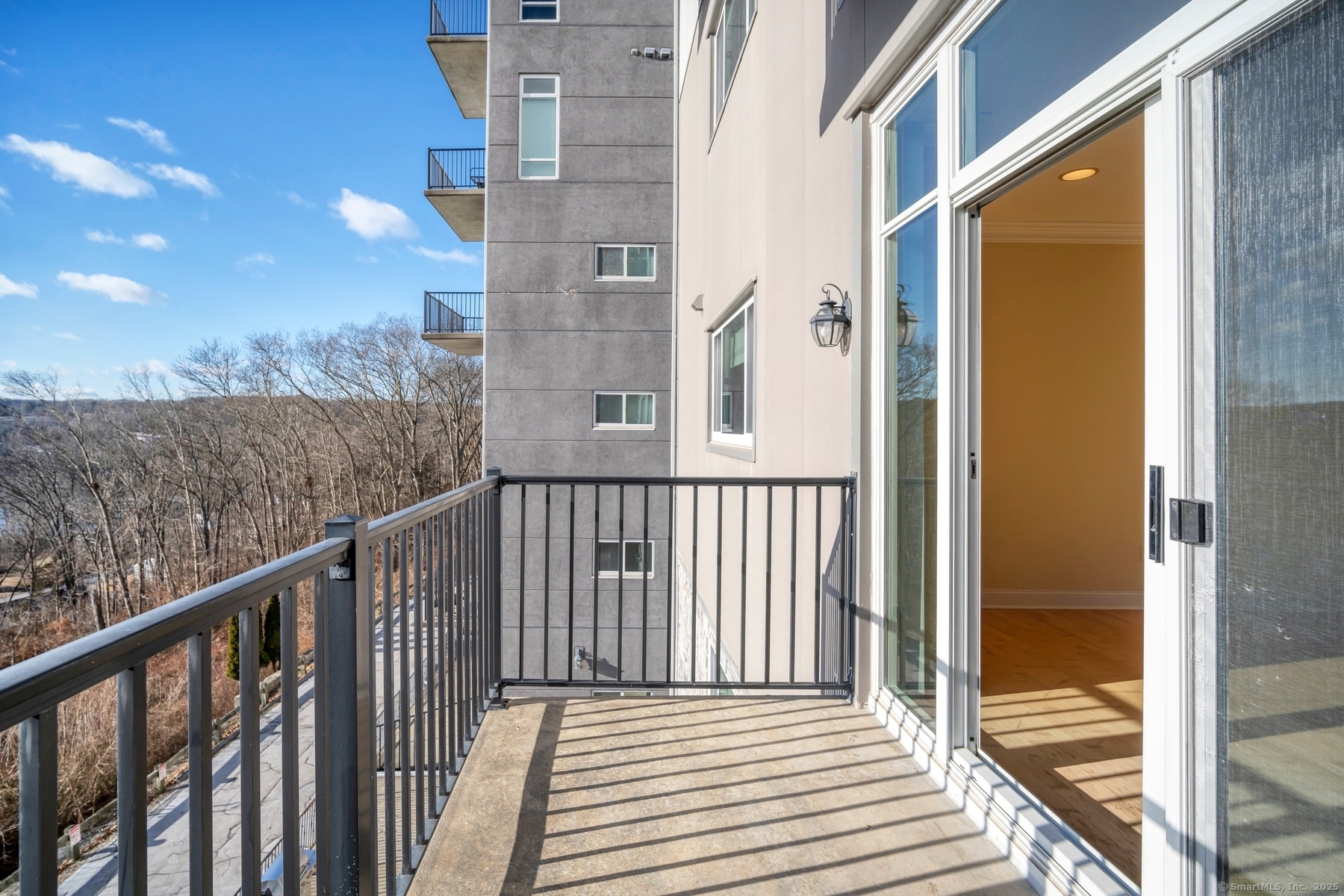 586 W Thames Street #APT 304, Norwich, Connecticut image 23
