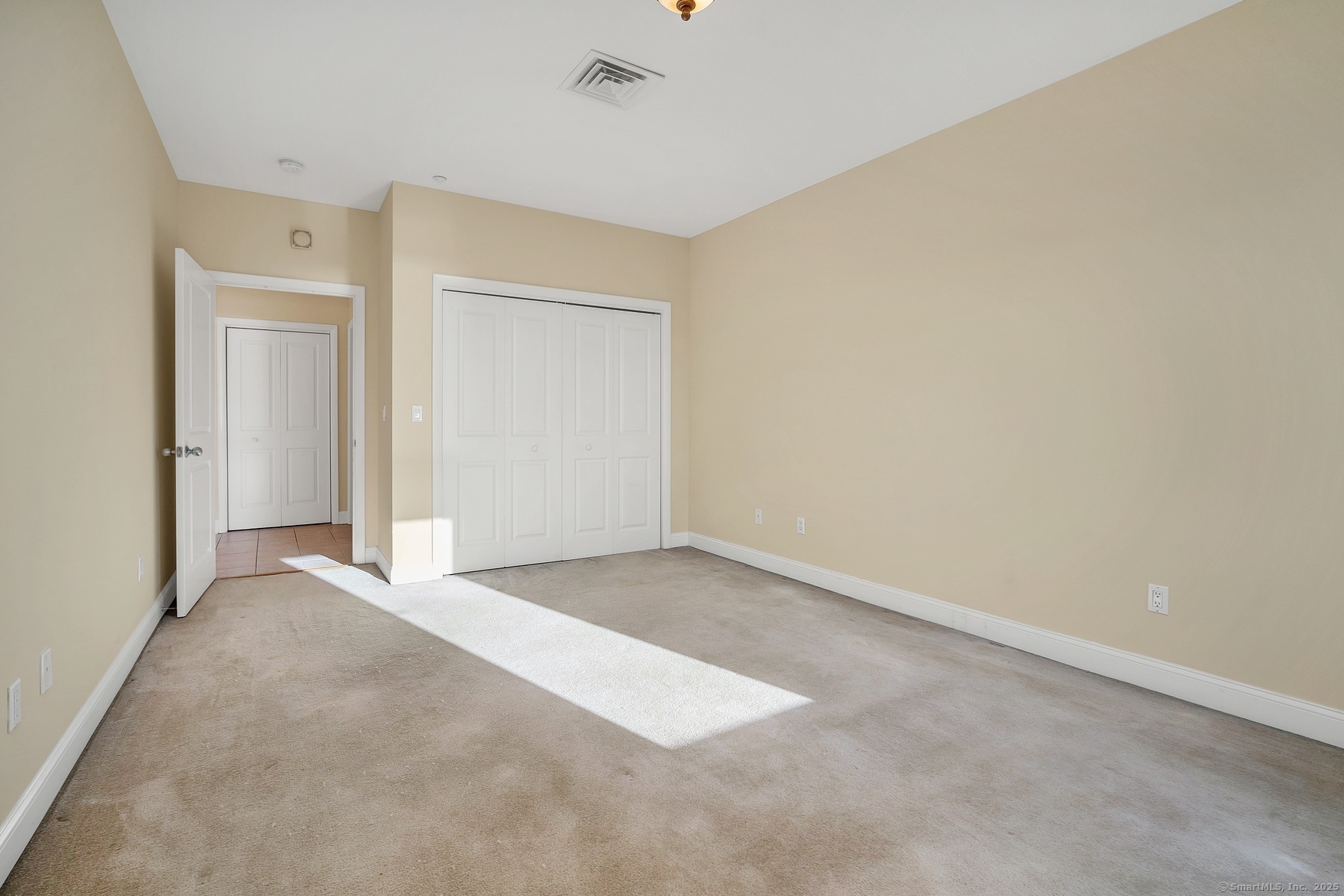 586 W Thames Street #APT 304, Norwich, Connecticut image 38