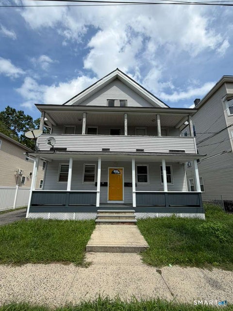 Multifamily For Rent - 1144 Hancock Avenue #1R<br/> Fairfield County, Bridgeport, CT 06605