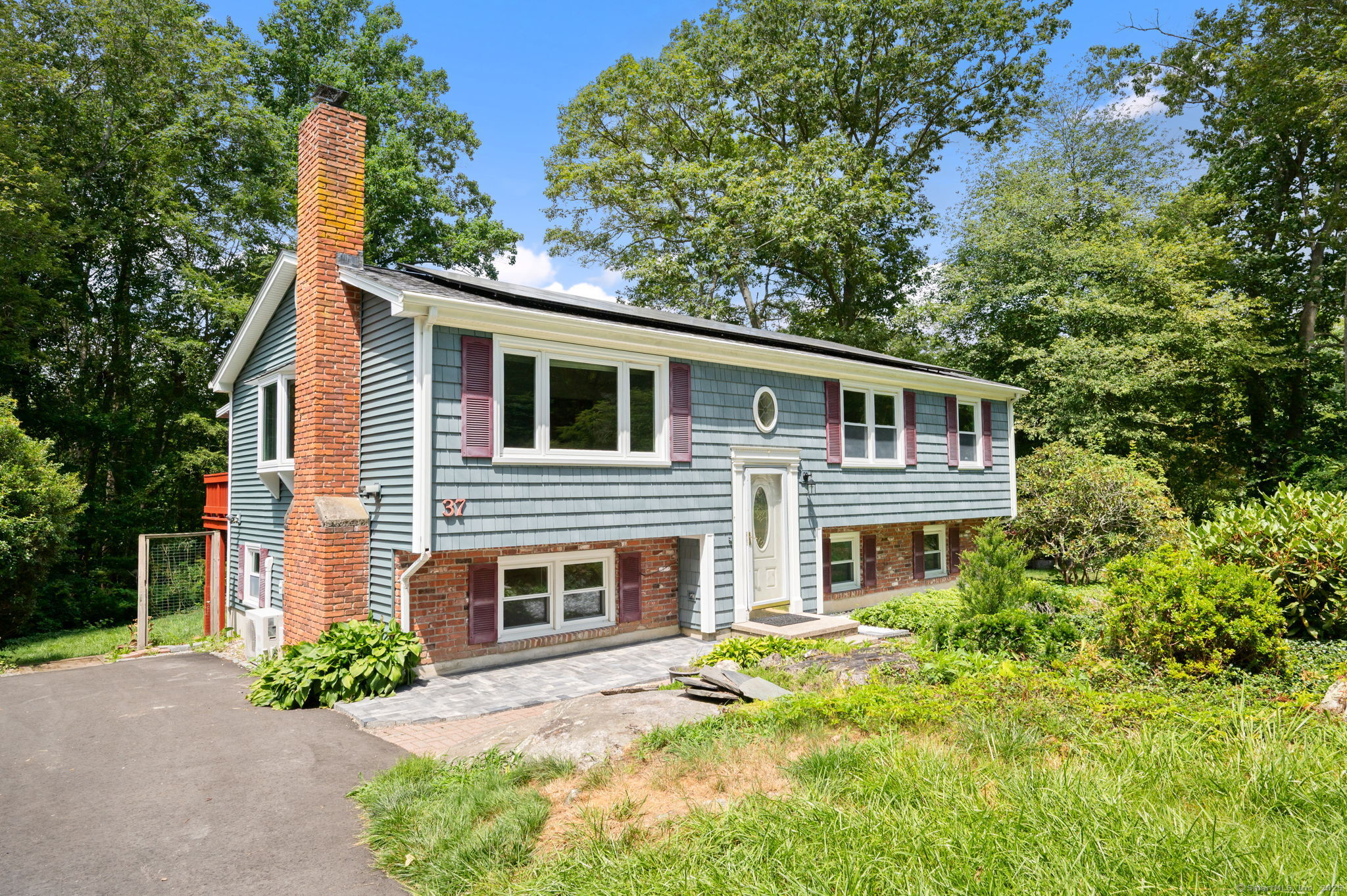 37 Stoneywood Drive