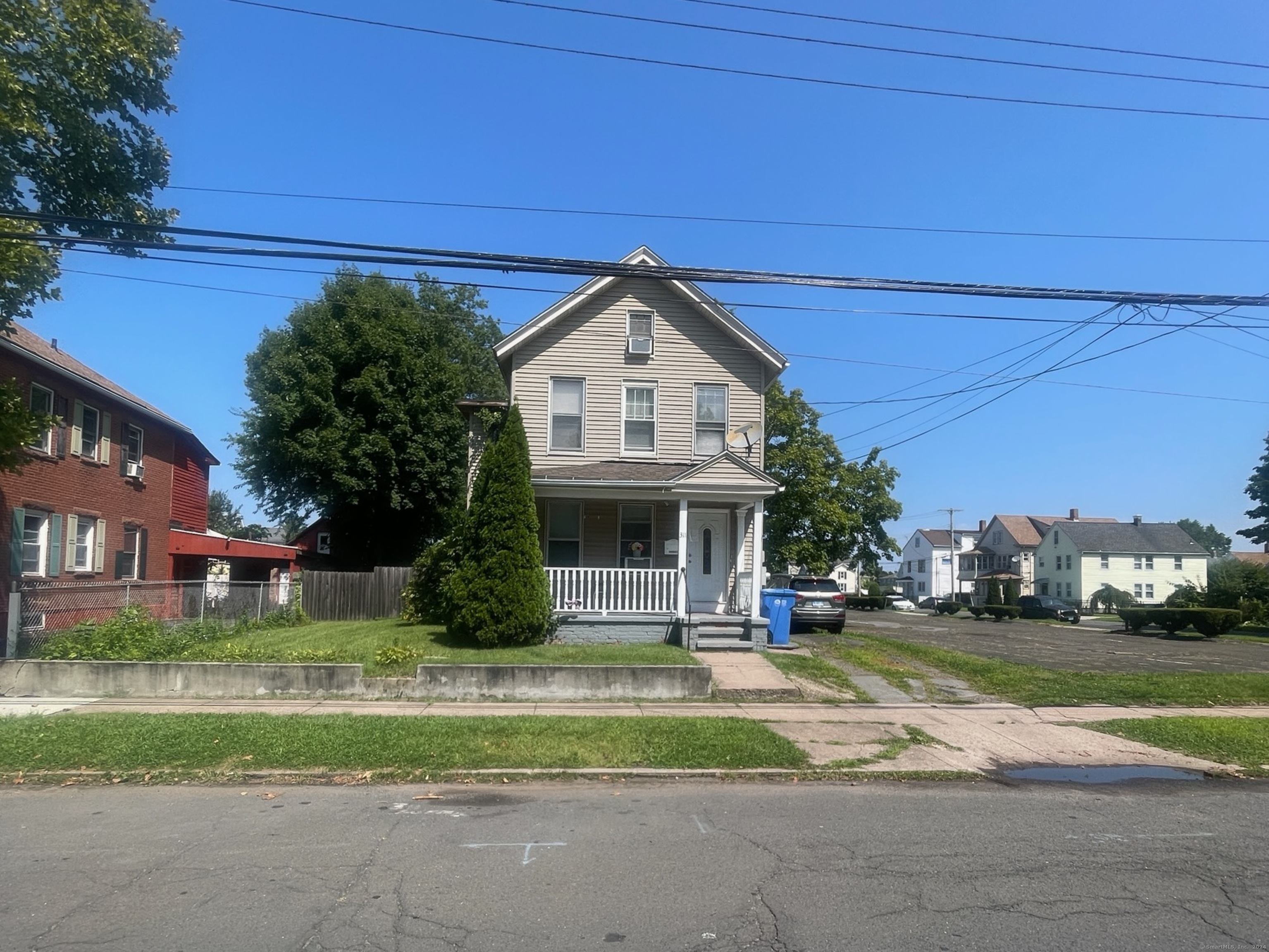 Property for Sale at 311 Goodrich Street, Hamden, Connecticut - Bedrooms: 5 
Bathrooms: 2 
Rooms: 11  - $299,999