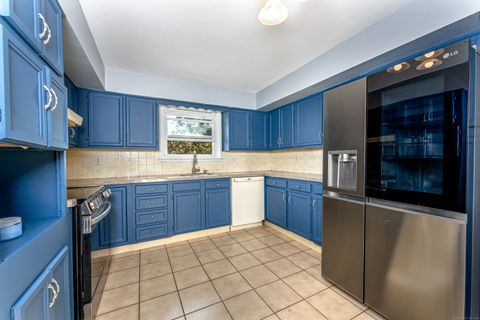 Tiny photo for 182 Meloy Road, West Haven, CT 06516 (MLS # 24135913)