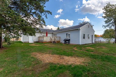 Tiny photo for 182 Meloy Road, West Haven, CT 06516 (MLS # 24135913)