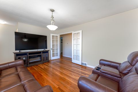 Tiny photo for 182 Meloy Road, West Haven, CT 06516 (MLS # 24135913)