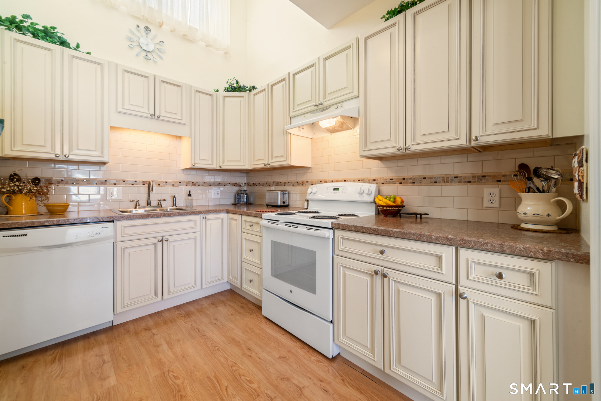 550 Heritage Village A