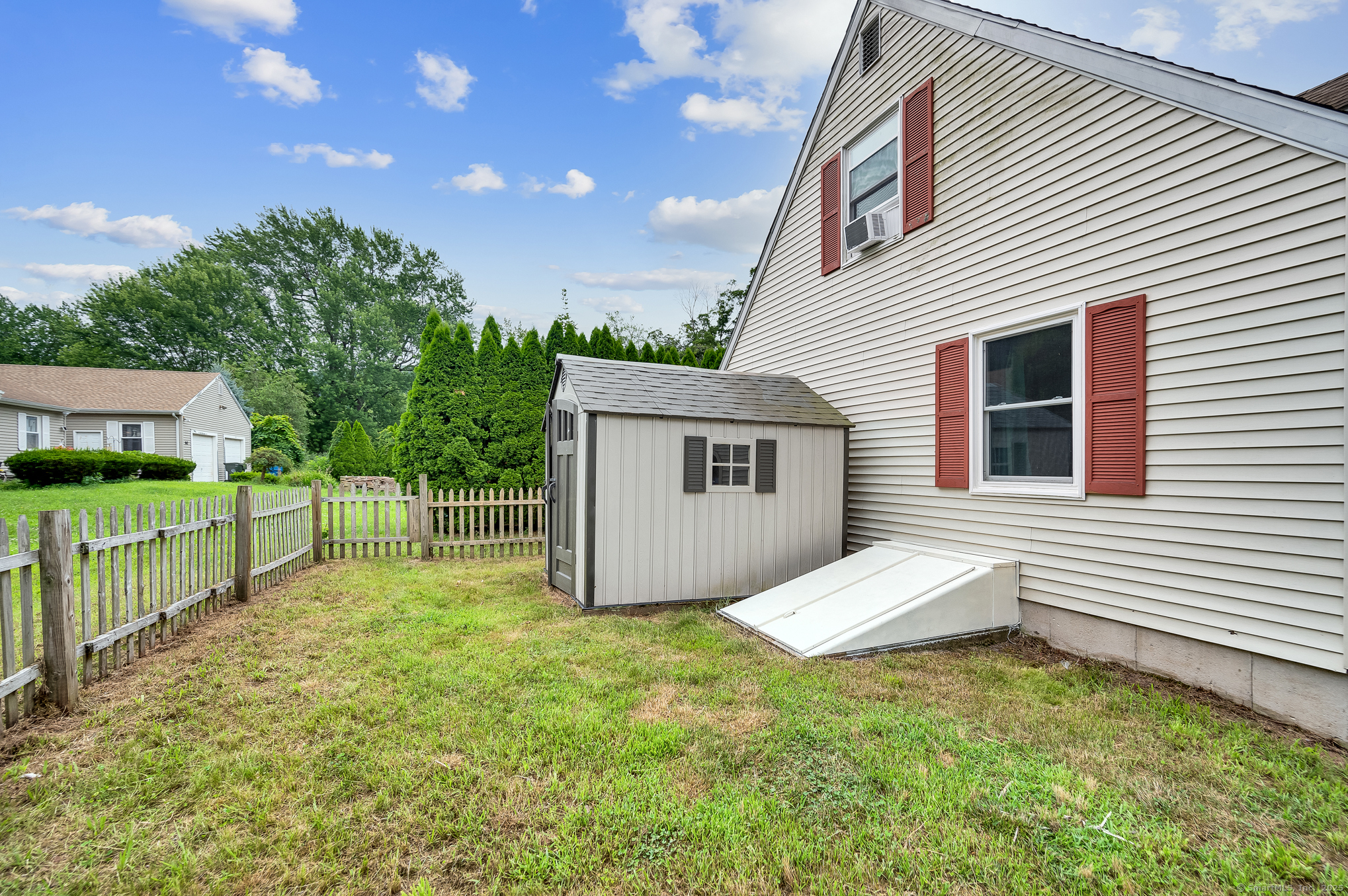 Berlin, Connecticut 06037, United States, 4 Bedrooms Bedrooms, ,2 BathroomsBathrooms,Residential,Active,174795