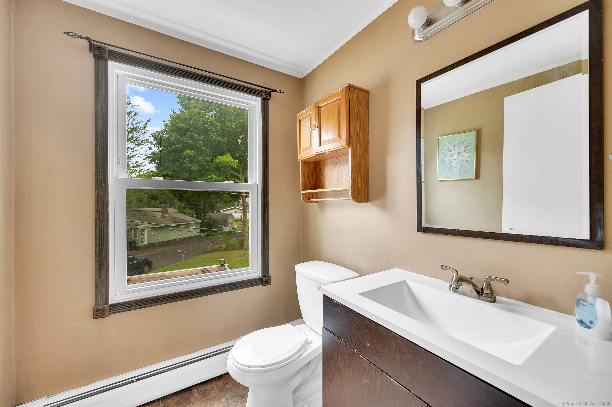 Berlin, Connecticut 06037, United States, 4 Bedrooms Bedrooms, ,2 BathroomsBathrooms,Residential,Active,174795