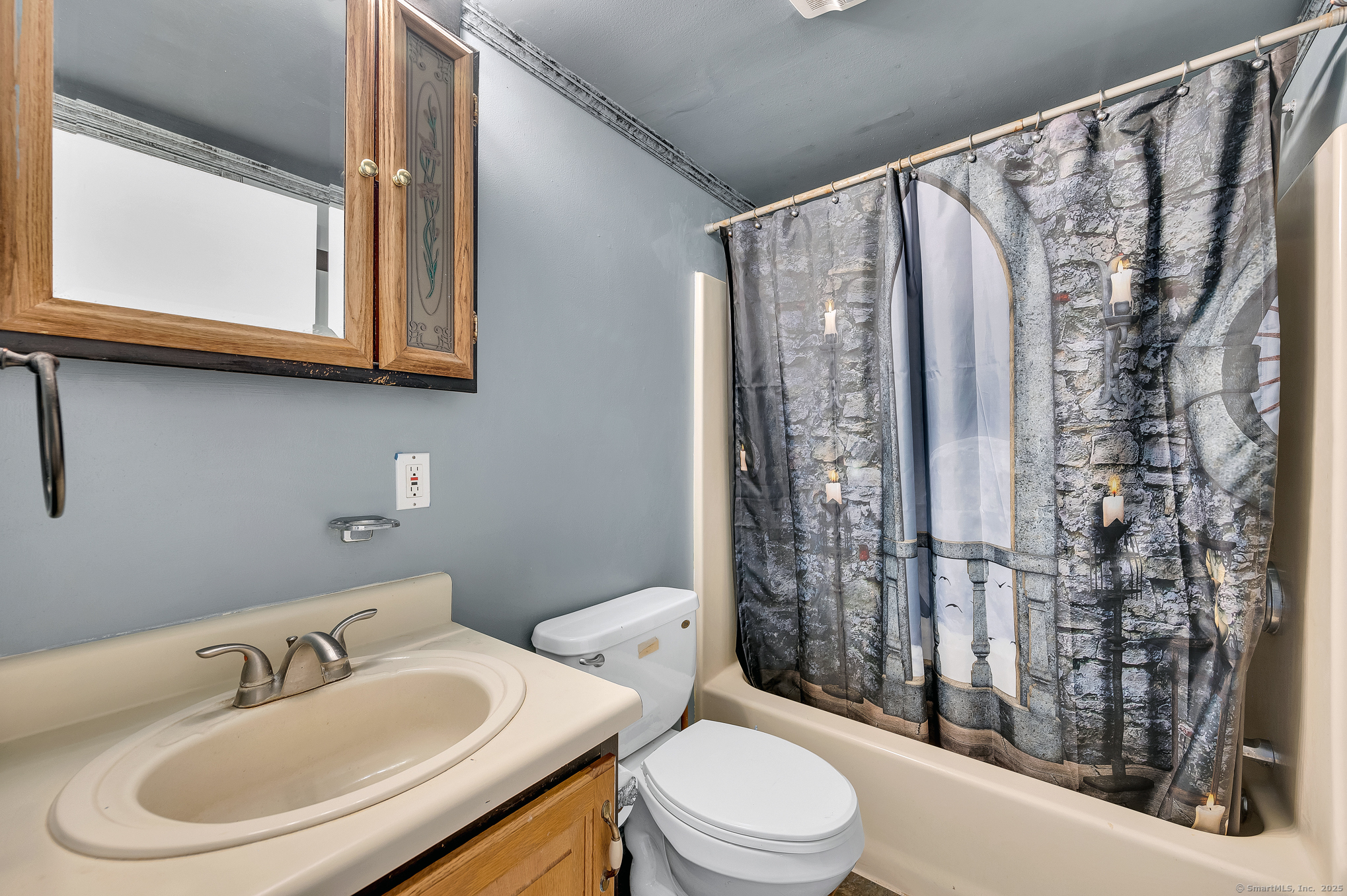 Berlin, Connecticut 06037, United States, 4 Bedrooms Bedrooms, ,2 BathroomsBathrooms,Residential,Active,174795