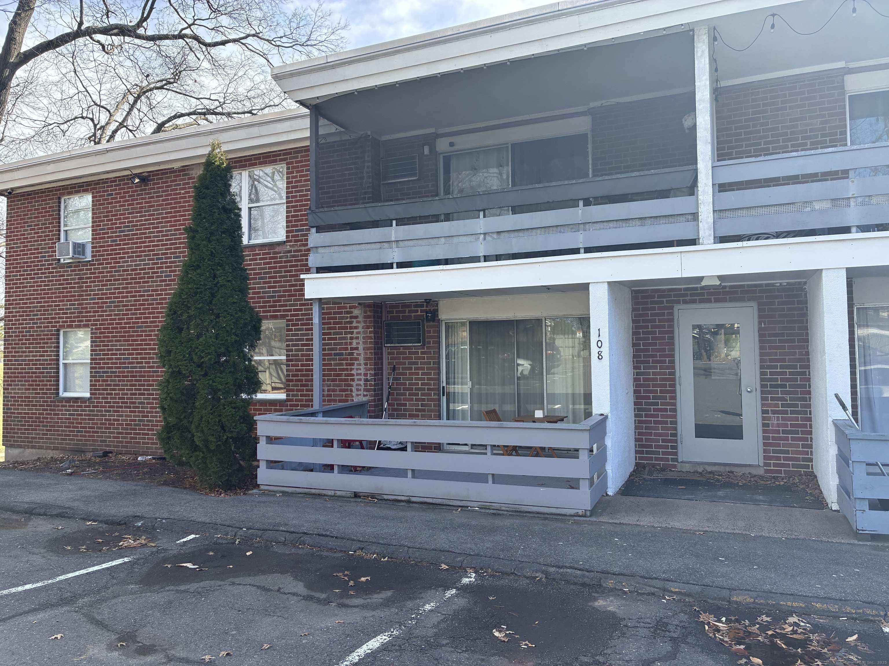 108 Oakwood Avenue #APT A3, West Hartford, Connecticut image 3