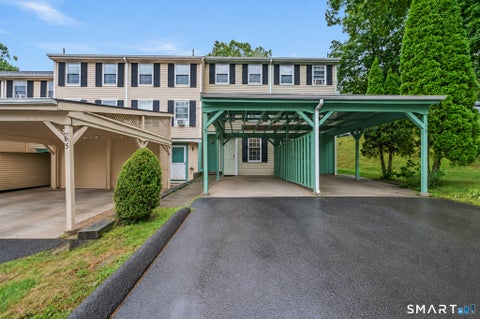 Condo For Sale - 3 Rising Trail Court #3<br/> Middletown, CT 06457