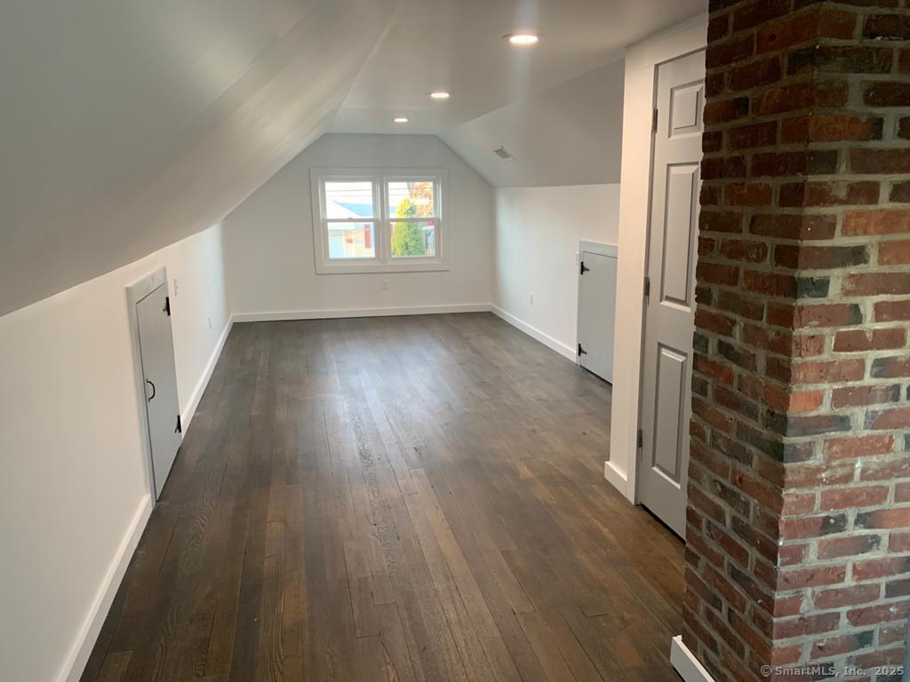 275 Burnsford Avenue, Bridgeport, Connecticut image 12