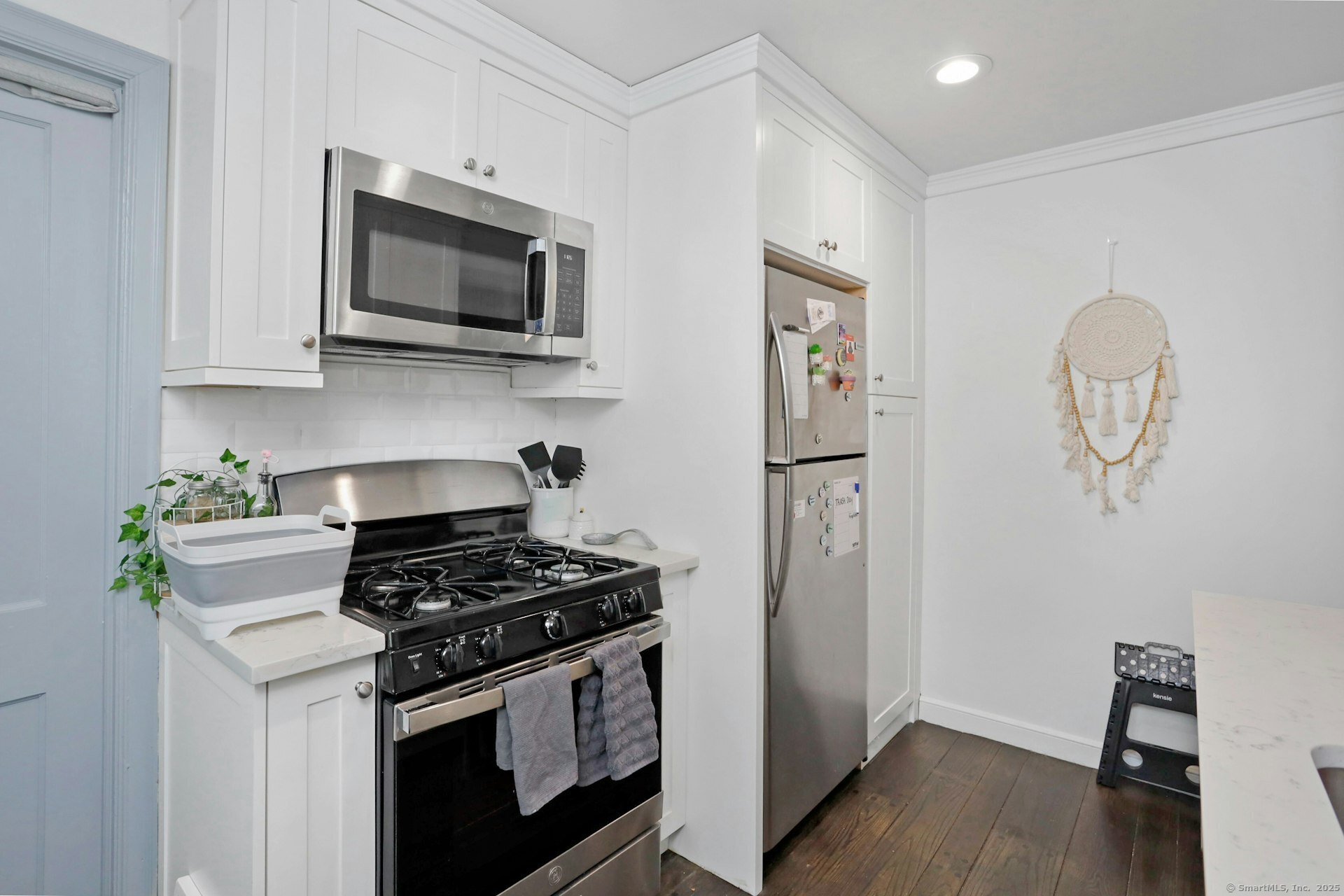 275 Burnsford Avenue, Bridgeport, Connecticut image 5