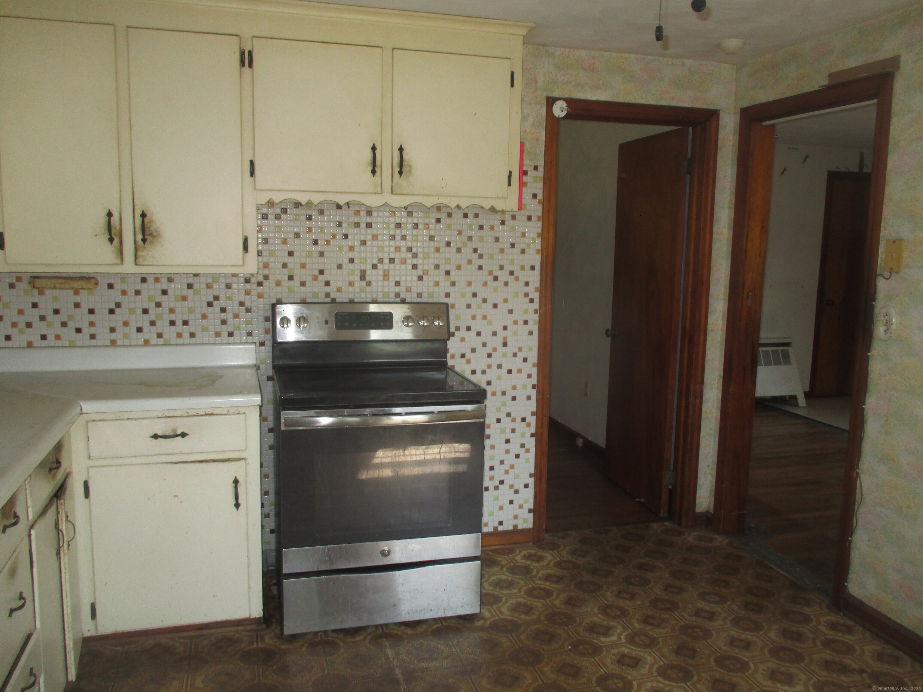 281 Mountain Road, Windsor, Connecticut image 7
