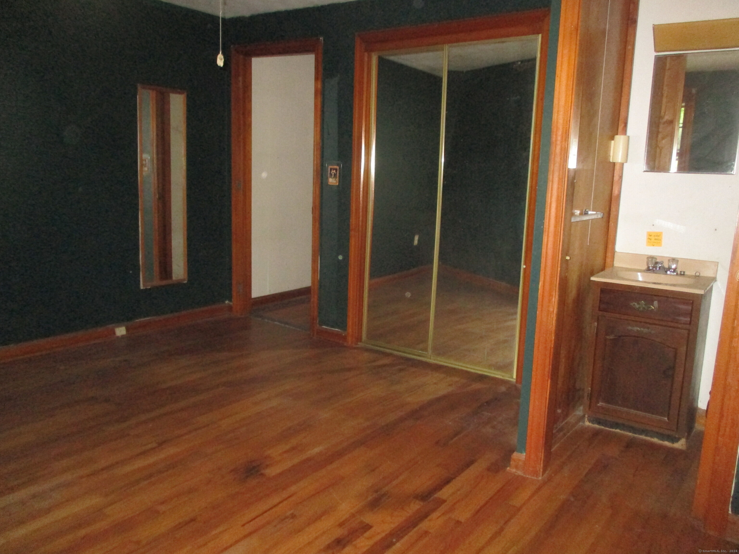 281 Mountain Road, Windsor, Connecticut image 11