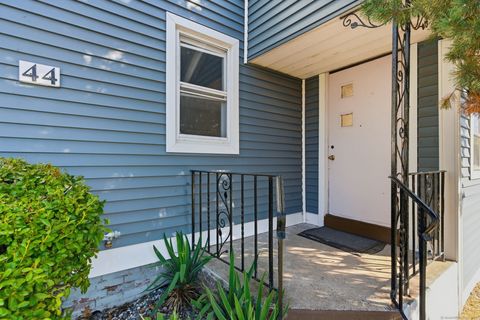 44 East Cedar Street Newington CT 06111