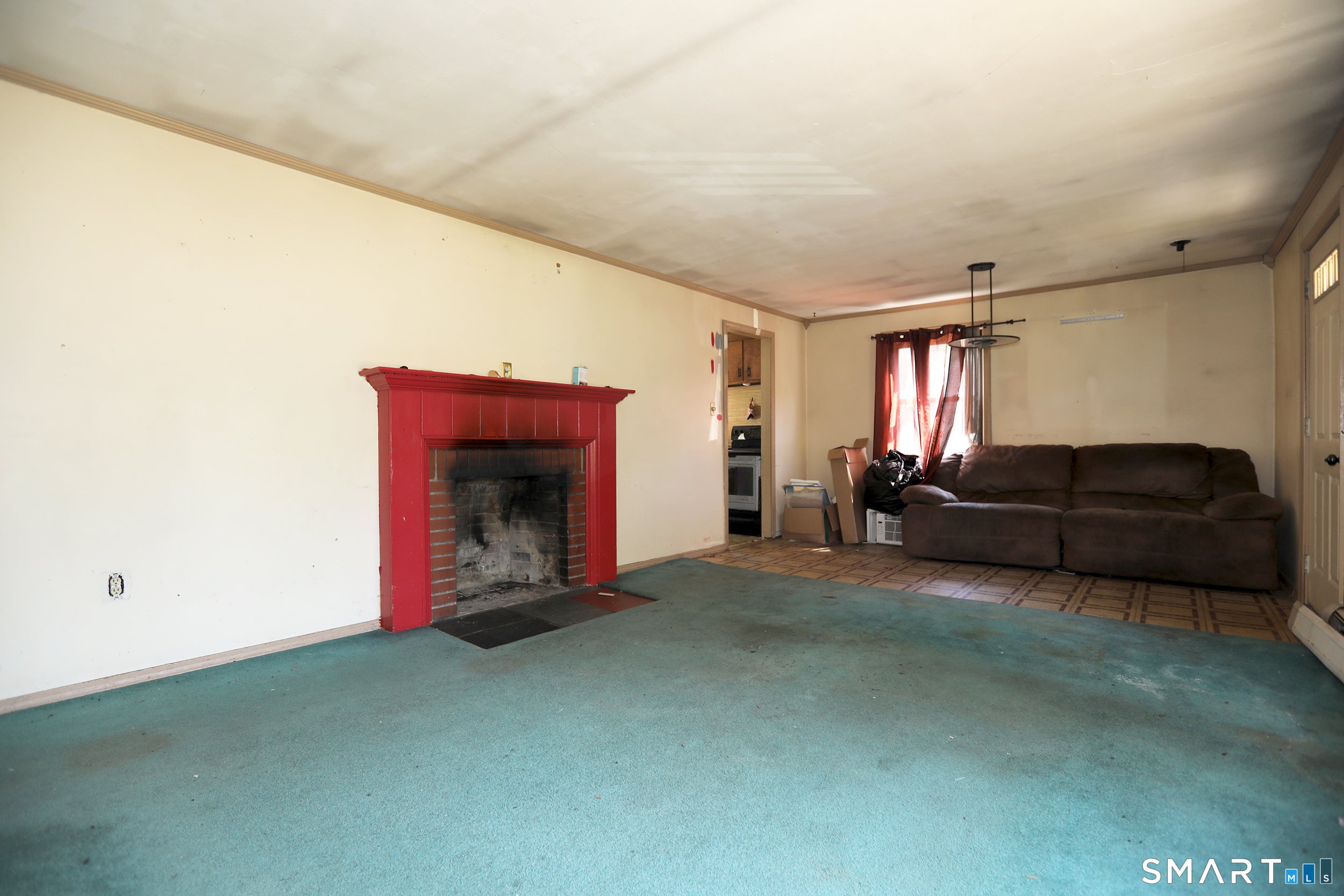 4 Woodside Drive