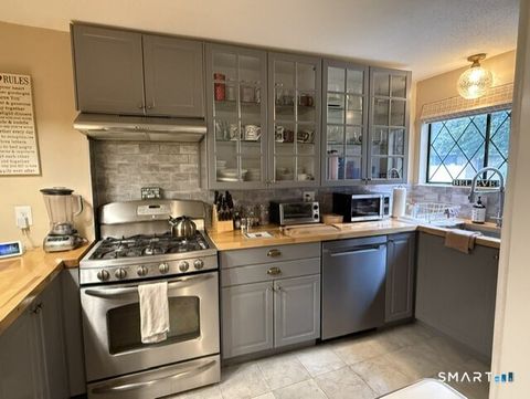 Tiny photo for 253 West Street #3, Southington, CT 06489 (MLS # 24177779)