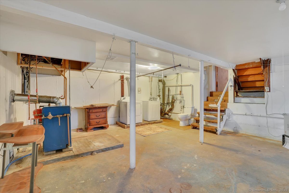 17 Howland Street, Waterbury, Connecticut image 26