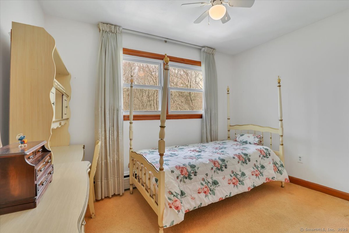 17 Howland Street, Waterbury, Connecticut image 20